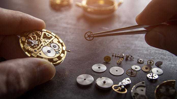 Clock Repair Business Image
