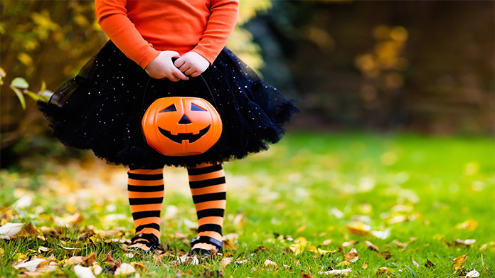 Halloween Costume Shop Image