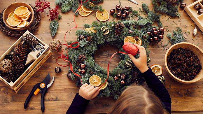 Holiday Decorator Business Image